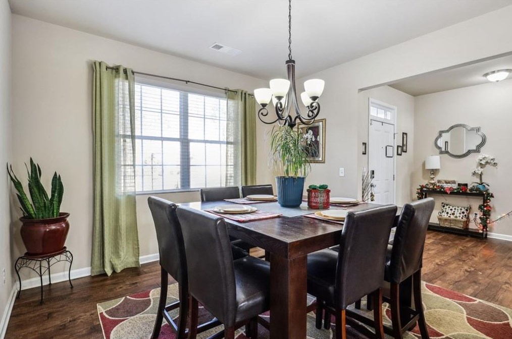 318 Aviary Ln, Dallas, GA 30132
