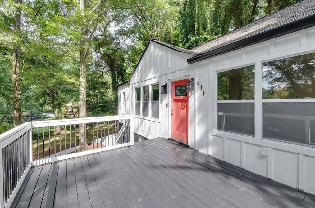 411 Pomona Cir, Atlanta GA  30315-7229 exterior