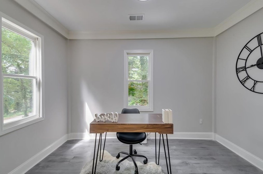 411 Pomona Cir, Atlanta GA  30315-7229 exterior