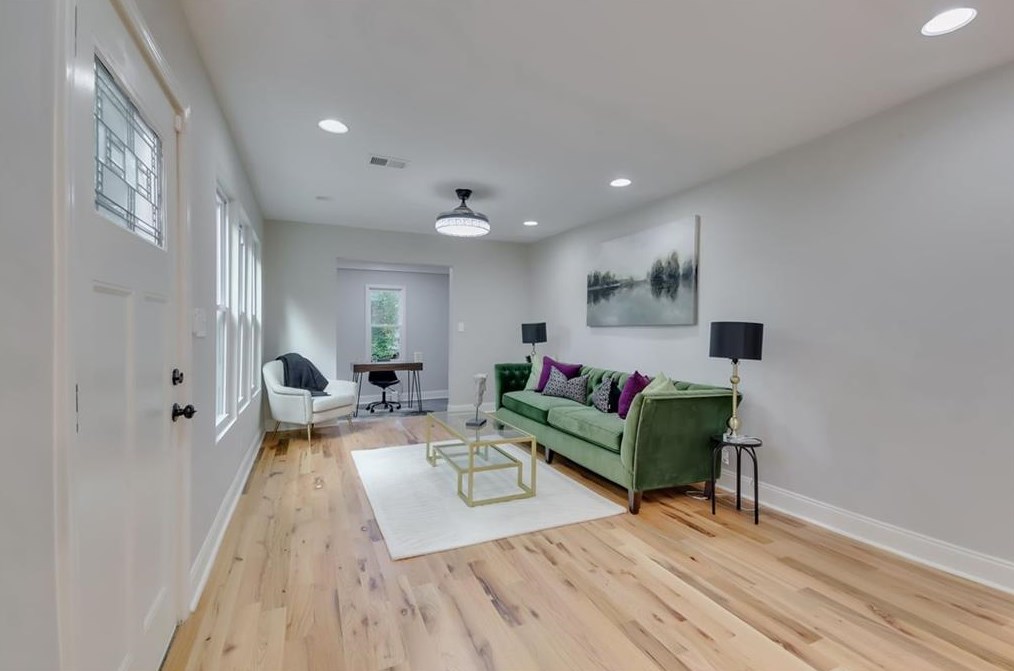 411 Pomona Cir, Atlanta GA  30315-7229 exterior