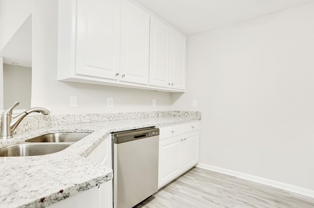 6308 Ariaal Dr, Lithonia GA  30038-6219 exterior