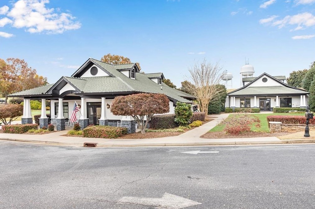 2185 Saddle Creek Dr, Jefferson GA  30549-7908 exterior