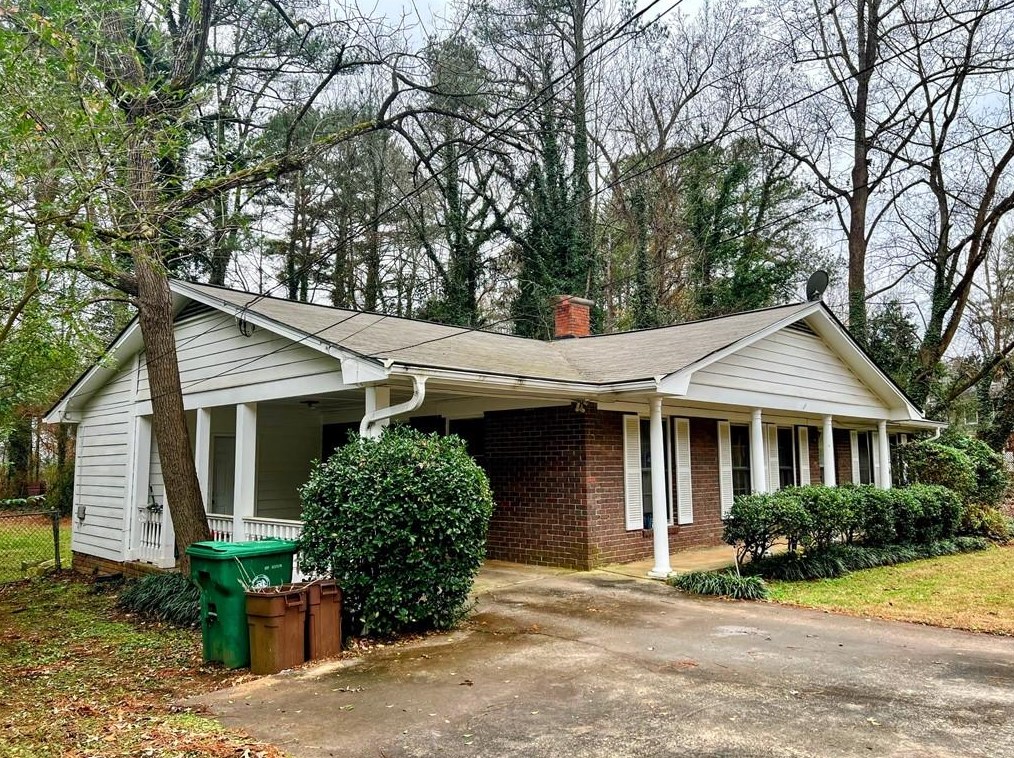 4363 Aldergate Dr, Decatur, GA 30035-2103