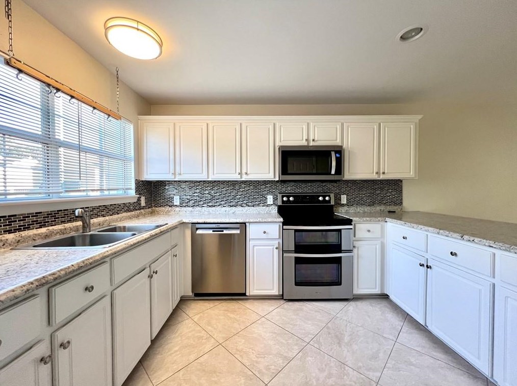1000 Mallery St Ext #c15, Brunswick, GA 31522