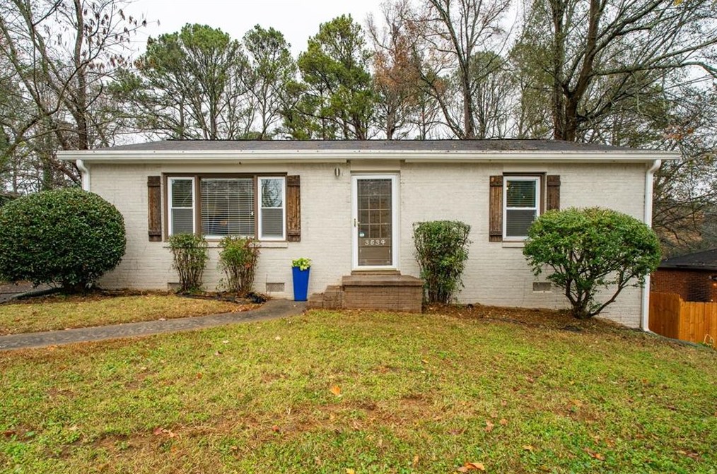 3534 Maryvale Dr, Decatur GA  30032-3020 exterior