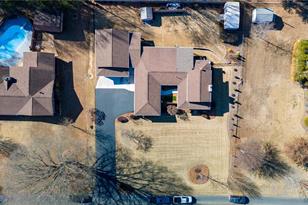 112 Derby Ln - Photo 10