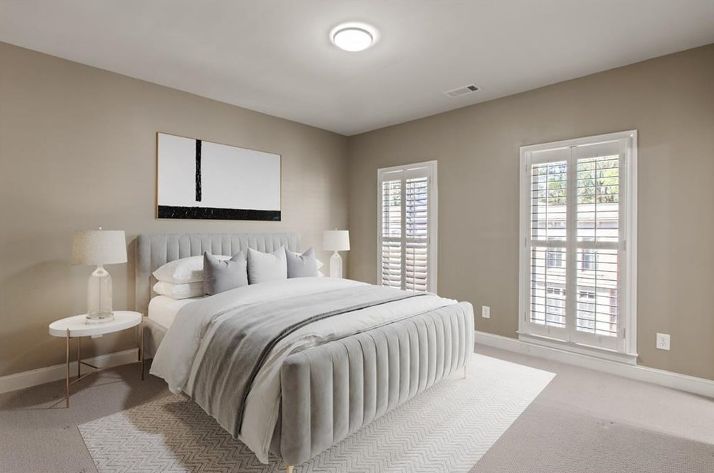 11 Arbor Way Dr, Decatur GA  30030-1300 exterior