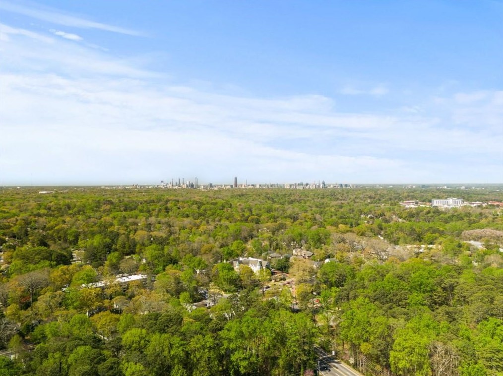 11 Arbor Way Dr, Decatur GA  30030-1300 exterior