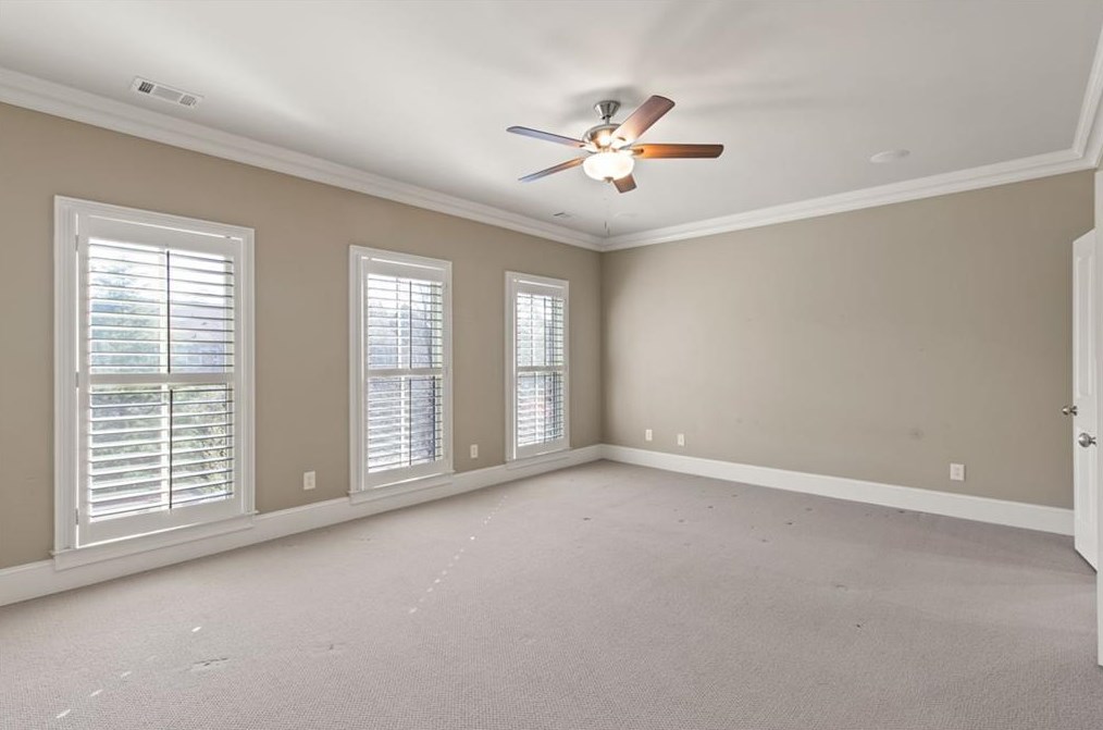 11 Arbor Way Dr, Decatur GA  30030-1300 exterior