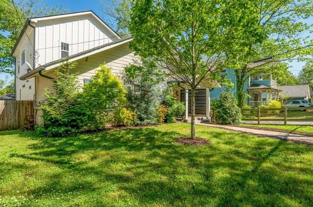 890 Westmont Rd, Atlanta, GA 30311-2750