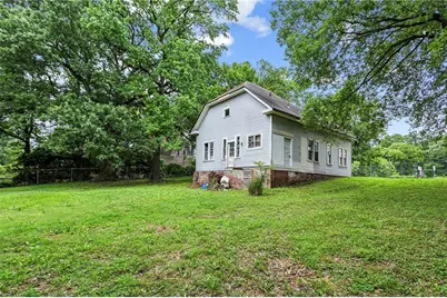 2342 Bolton Road, Atlanta, GA 30318 - Photo 6