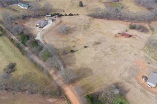 1731 Atkinson Bridge Rd - Photo 4