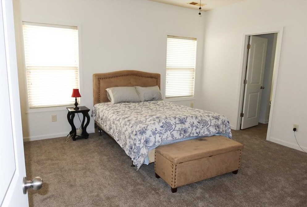 4205 Pearhaven Ln, Gainesville GA 30504-8306 exterior