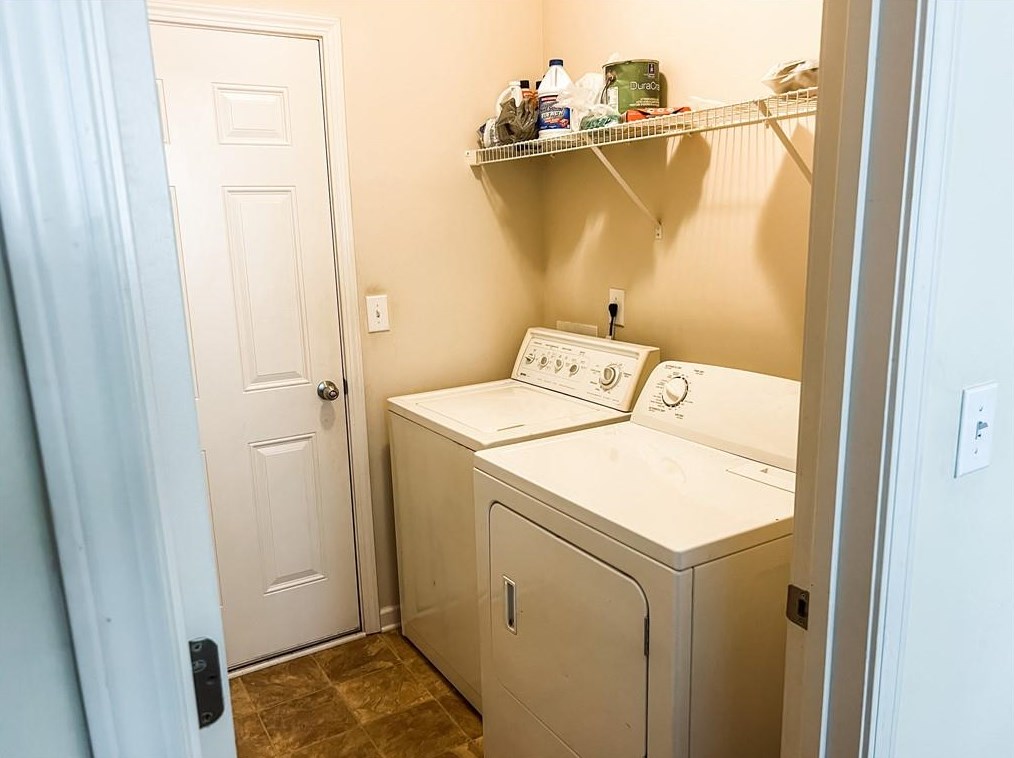 4205 Pearhaven Ln, Gainesville GA 30504-8306 exterior