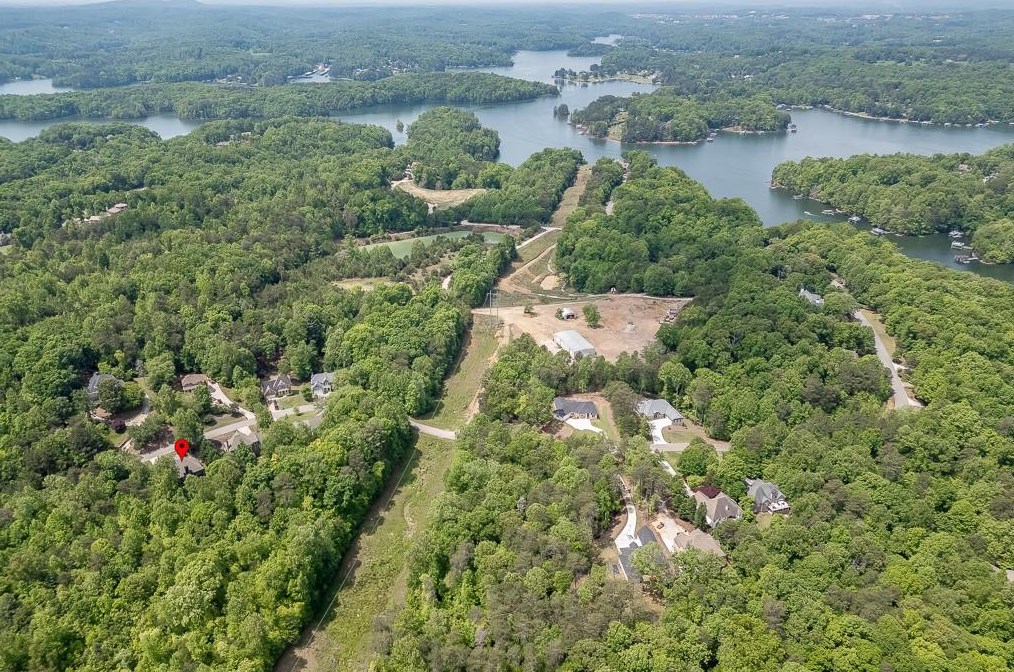 5942 Wellington Ave, Gainesville GA 30506-3444 exterior