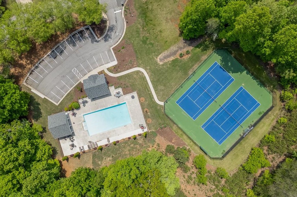 5942 Wellington Ave, Gainesville GA 30506-3444 exterior