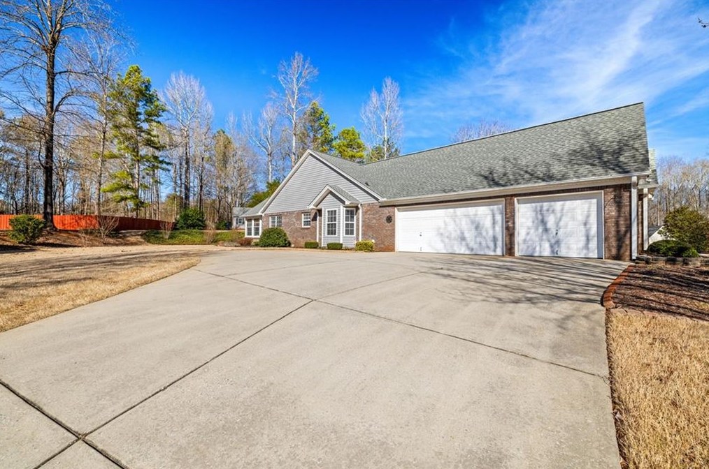 22 Birch Fld, Jefferson, GA 30549-8300