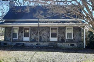 11953 Henderson Mountain Rd, Fairmount, GA 30139 - Photo 2