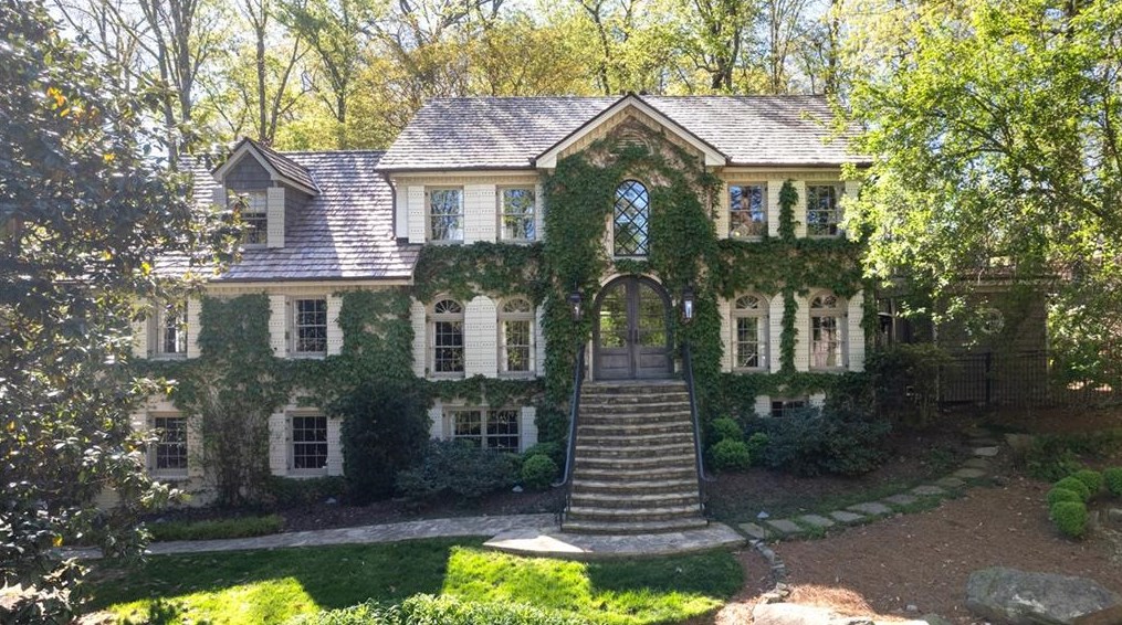 4524 Sentinel Post Rd, Atlanta, GA 30327-3914