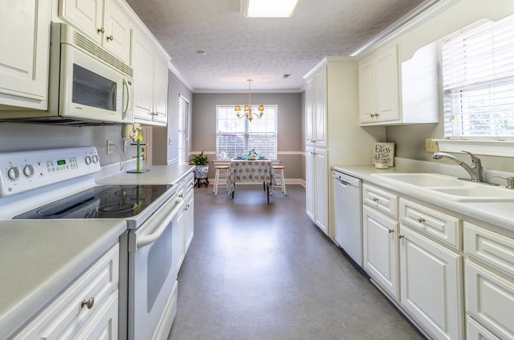 7 Pointe Dr, Rome GA  30161-7585 exterior