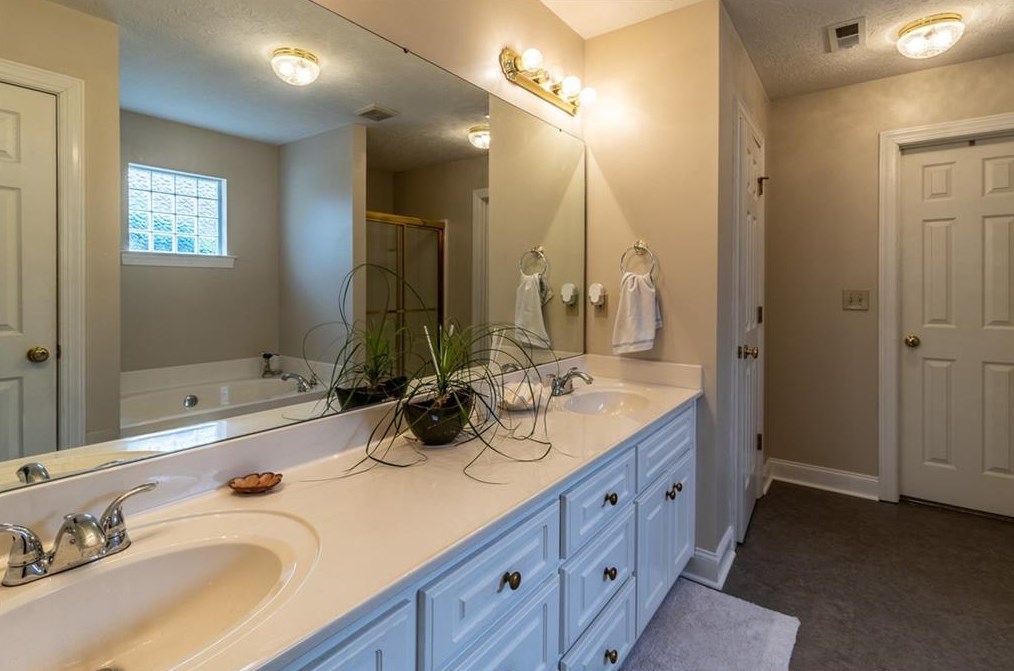 7 Pointe Dr, Rome GA  30161-7585 exterior