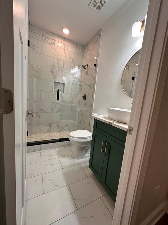 3647 Mitchell Lk Dr, Gainesville GA 30506-1211 exterior