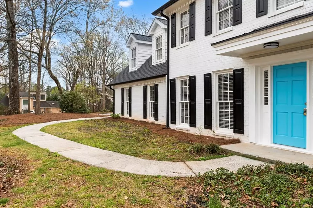 315 Amador Cir, Atlanta GA  30350-4001 exterior