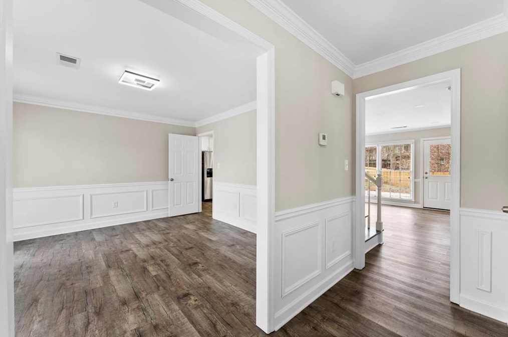 315 Amador Cir, Atlanta GA  30350-4001 exterior