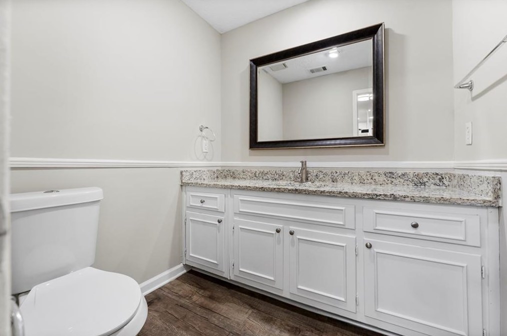 315 Amador Cir, Atlanta GA  30350-4001 exterior