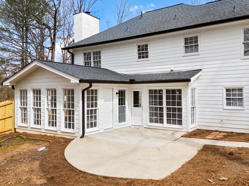 315 Amador Cir, Atlanta GA  30350-4001 exterior