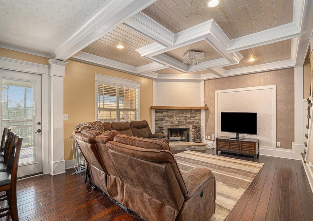 240 Morton Creek Cir, Alpharetta GA  30022-8100 exterior