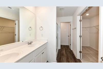 12006 Crosswicks Road #17, Union City, GA 30291 - Photo 6