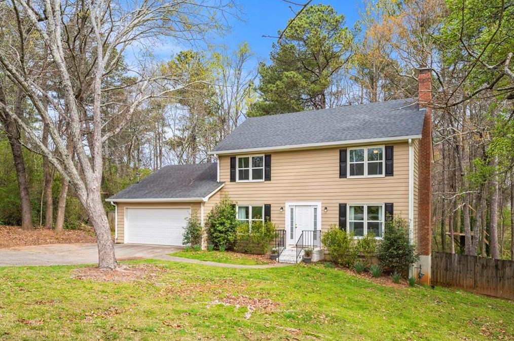2753 Ashworth Cir, Lithonia GA  30078-3203 exterior