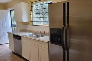 6282 Creekford Ln - Photo 4