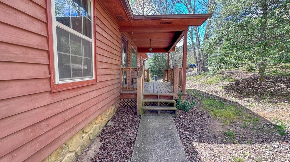 117 Nacoma Ln, Blue Ridge, GA 30513-3513