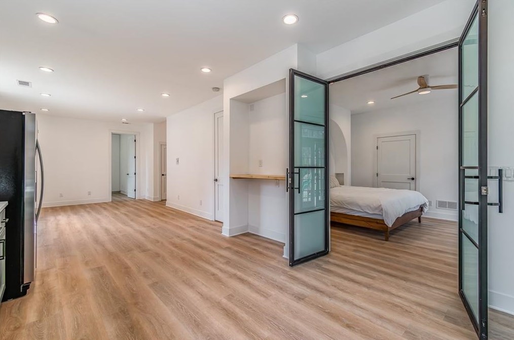 2556 Kickerillo Way, Atlanta GA  30316-3232 exterior