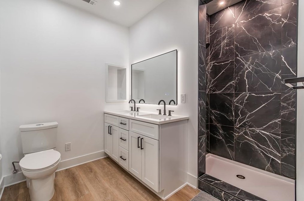 2556 Kickerillo Way, Atlanta GA  30316-3232 exterior