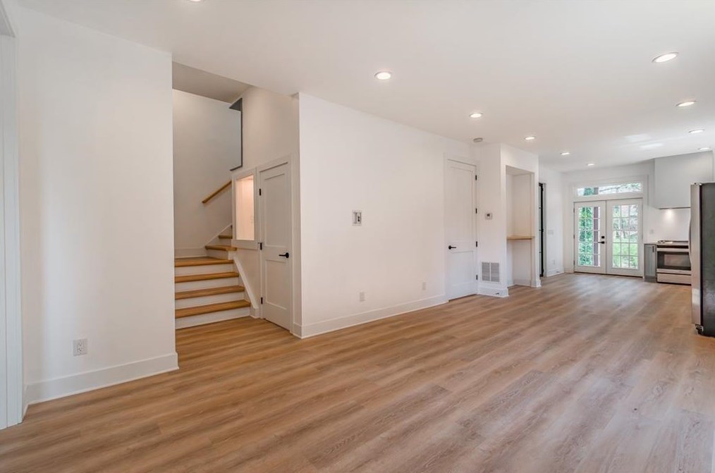 2556 Kickerillo Way, Atlanta GA  30316-3232 exterior