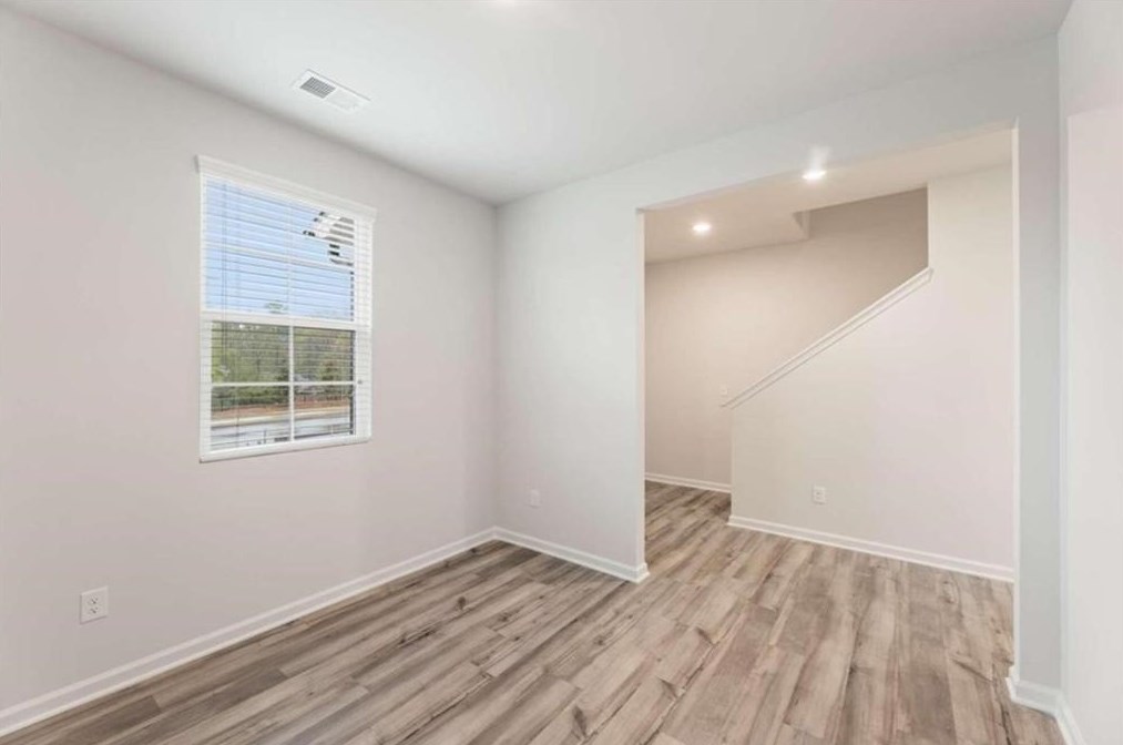 8620 Paradise Dr, Douglasville, GA 30134-5274