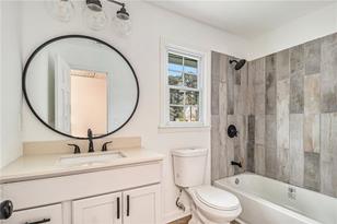 3371 Luxembourg Cir - Photo 18