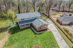 3371 Luxembourg Cir - Photo 6