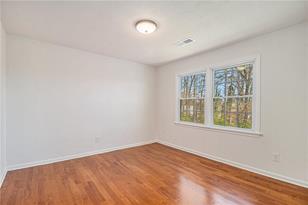 3371 Luxembourg Cir - Photo 14