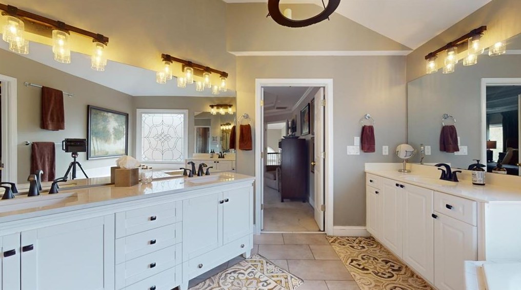 1557 Reserve Cir, Decatur GA  30033-1538 exterior