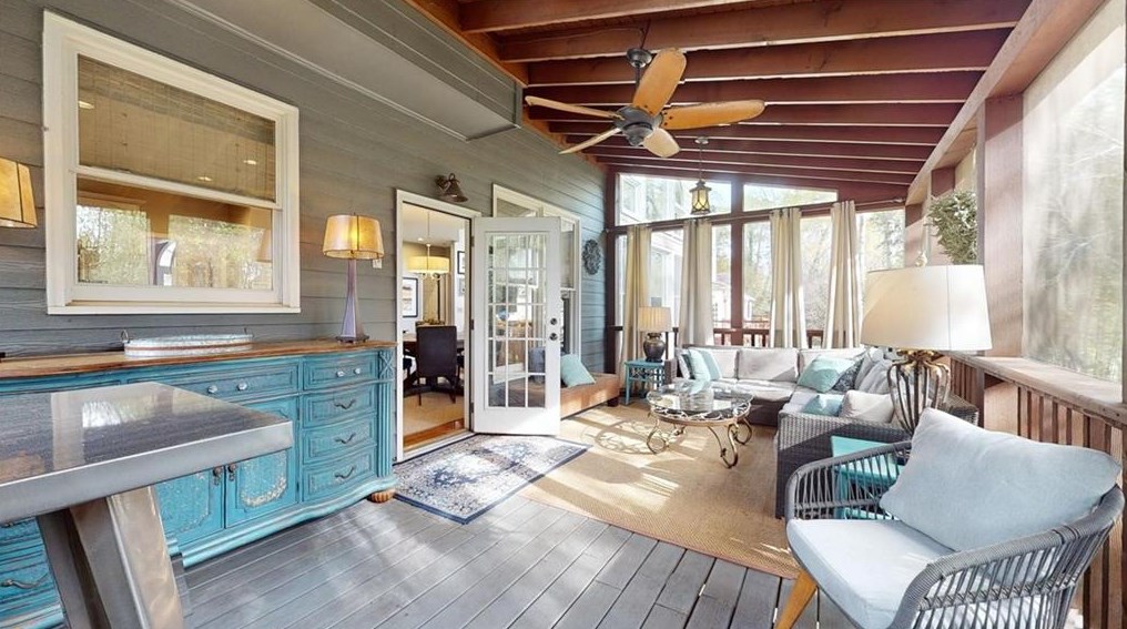 1557 Reserve Cir, Decatur GA  30033-1538 exterior