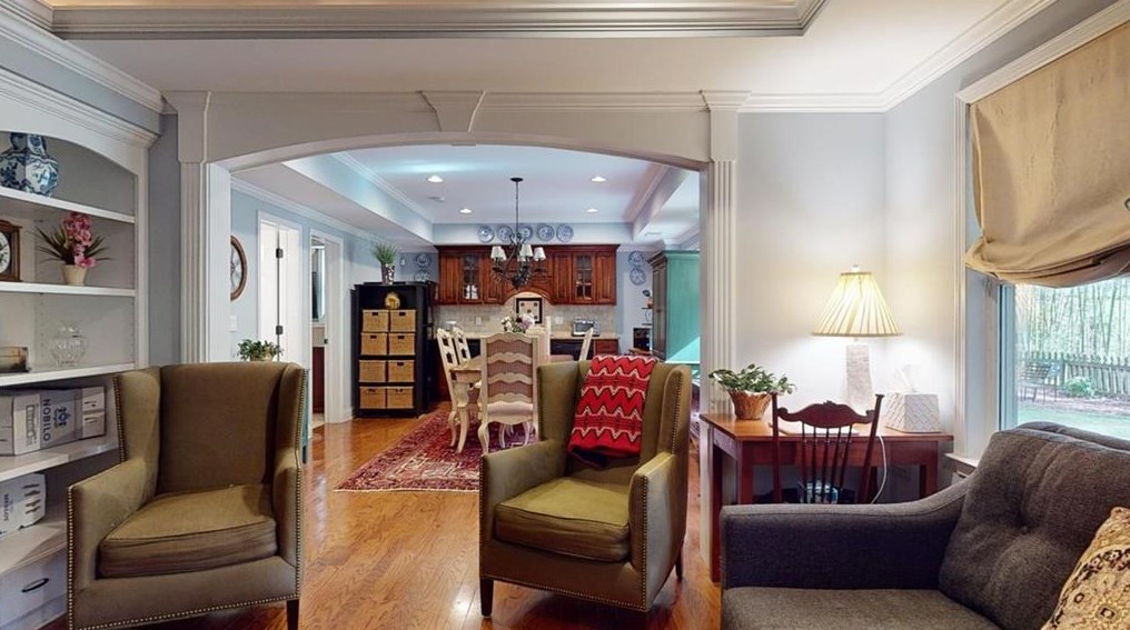 1557 Reserve Cir, Decatur GA  30033-1538 exterior