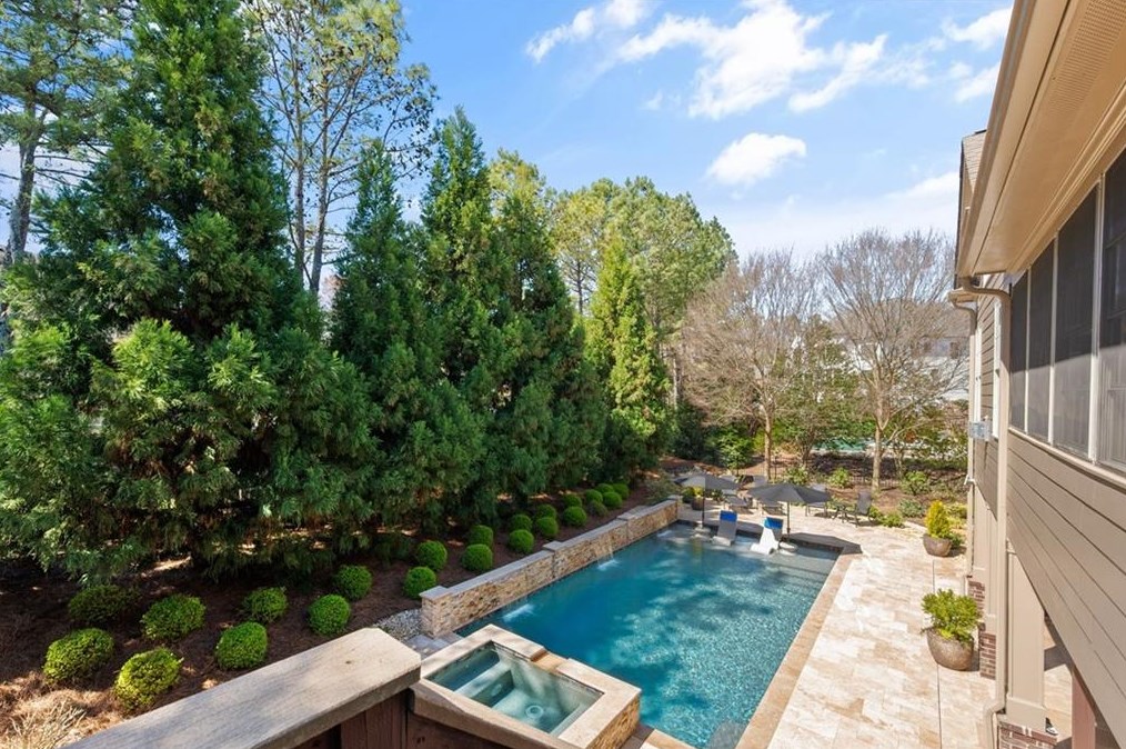 105 Brightmoor Ct, Holly Springs, GA 30115-8926