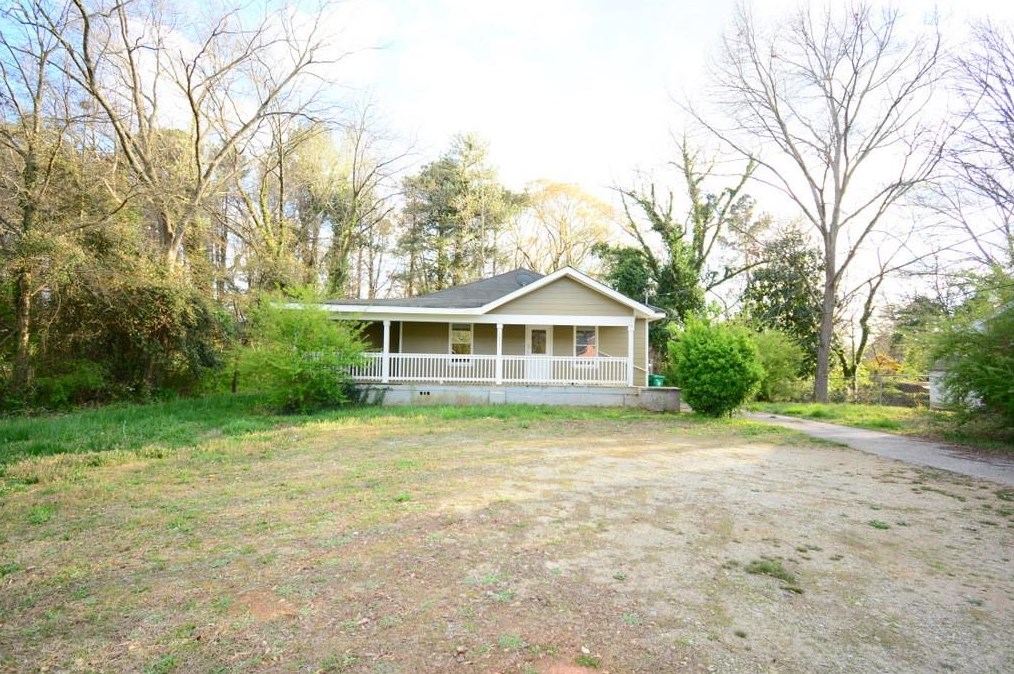 1637 Columbia Dr, Decatur, GA 30032