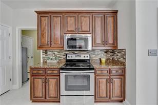 1558 Macy Ln - Photo 18