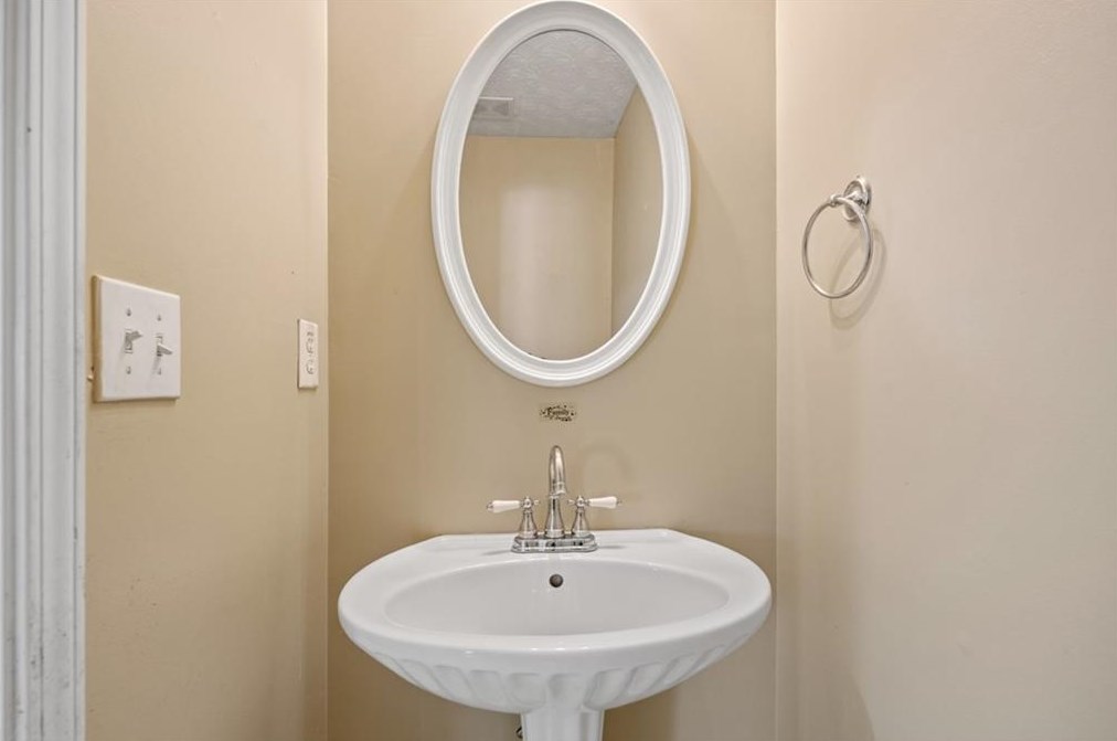 3818 Waldrop Ln, Decatur GA  30034-6789 exterior