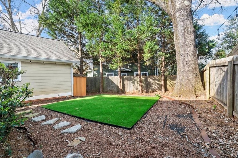 215 Ridley Ln, Decatur GA  30030-2912 exterior